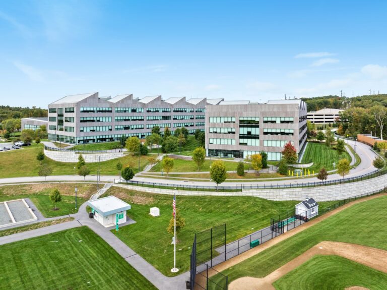 14-web-or-mls-citizens-bank-way