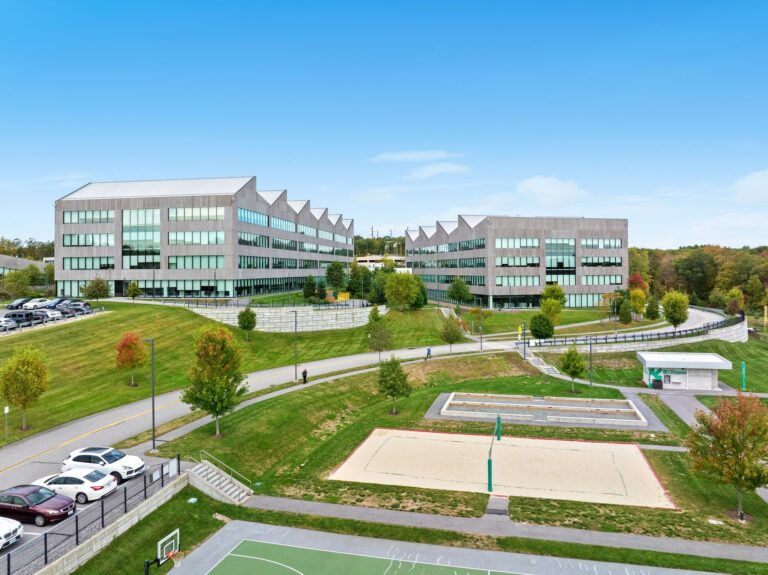 15-web-or-mls-citizens-bank-way